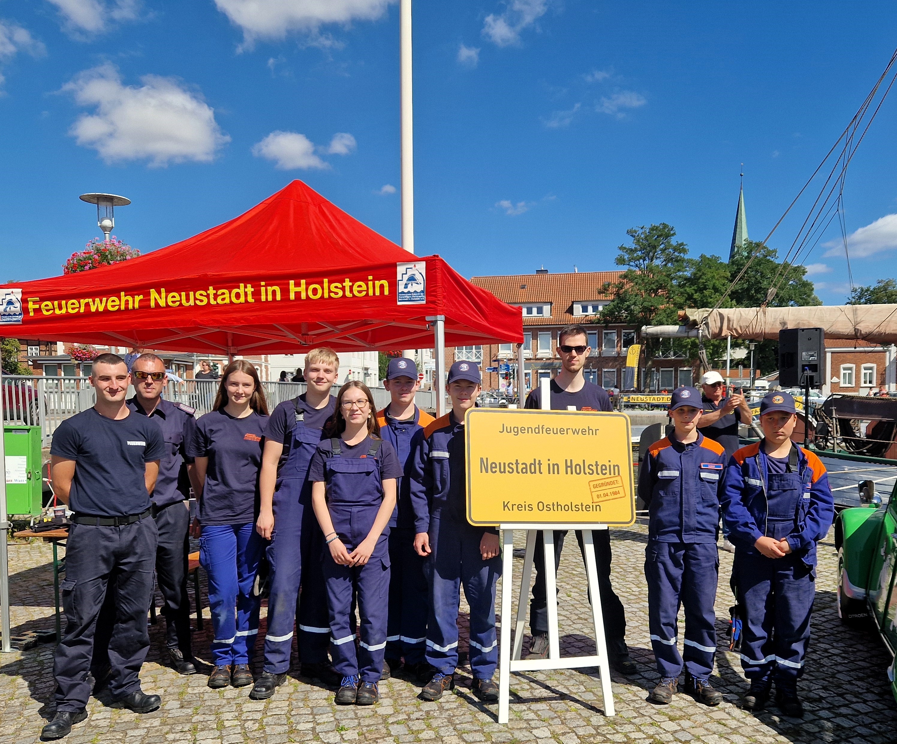 Die Jugendfeuerwehr Neustadt unterstützte bei dem Event