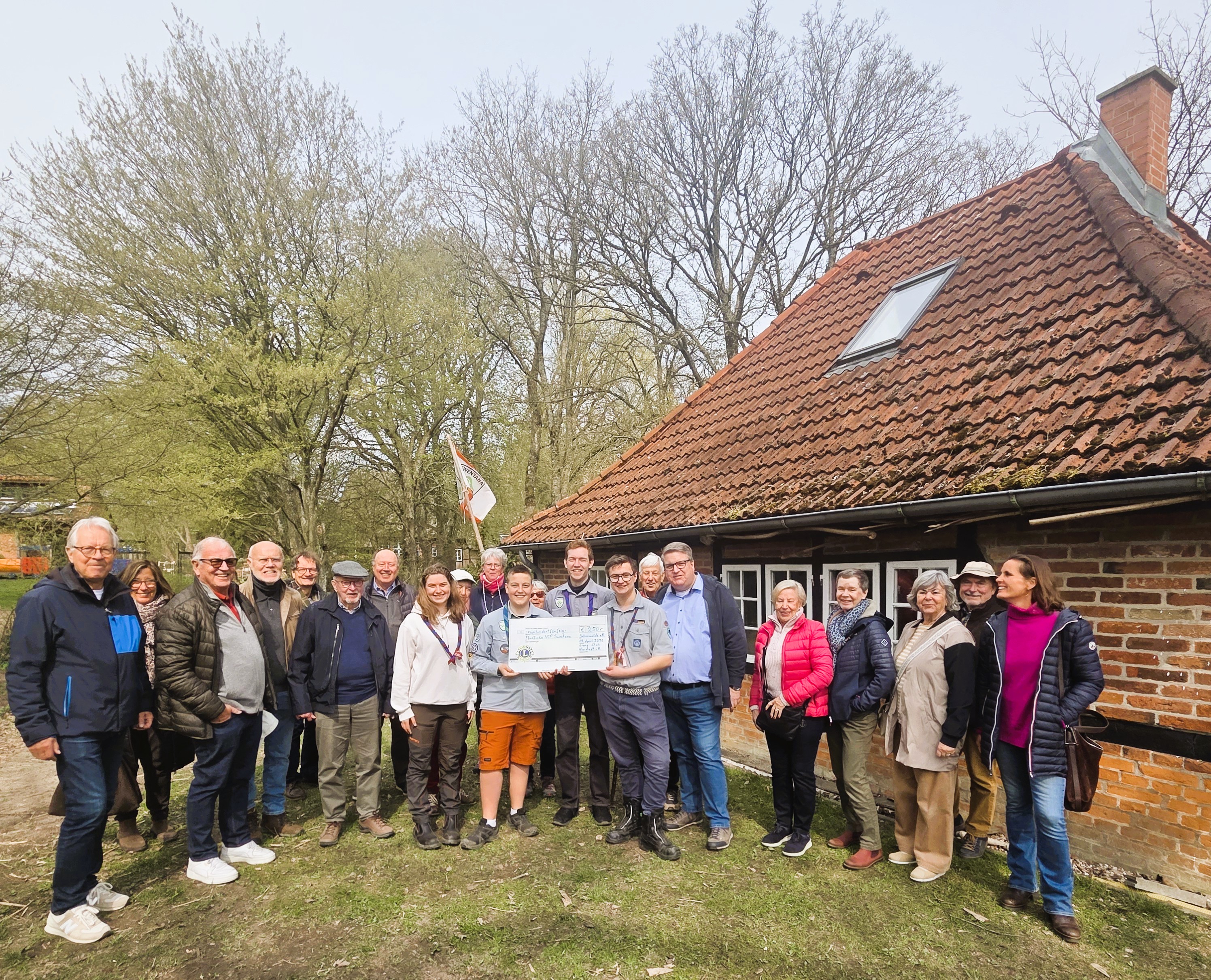 Lions Club Neustadt unterstützt Schönwalder Pfadfinder mit 250 Euro